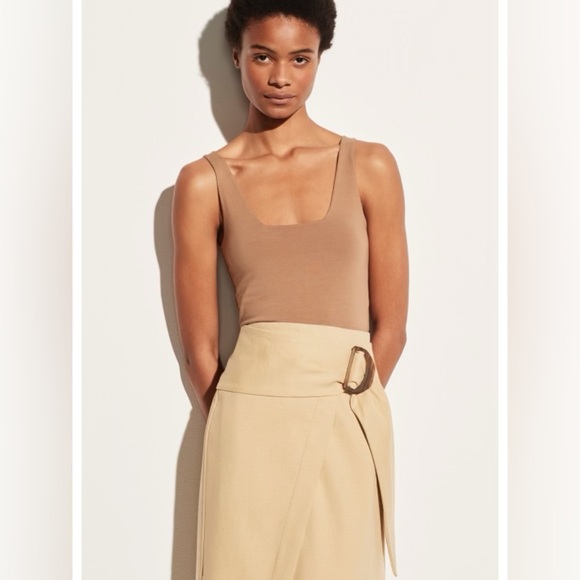 Vince SQUARE NK STRECTH TANK Camel - Picture 1 of 9